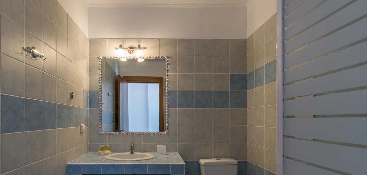 Malion Rooms Adamantas  Exterior photo