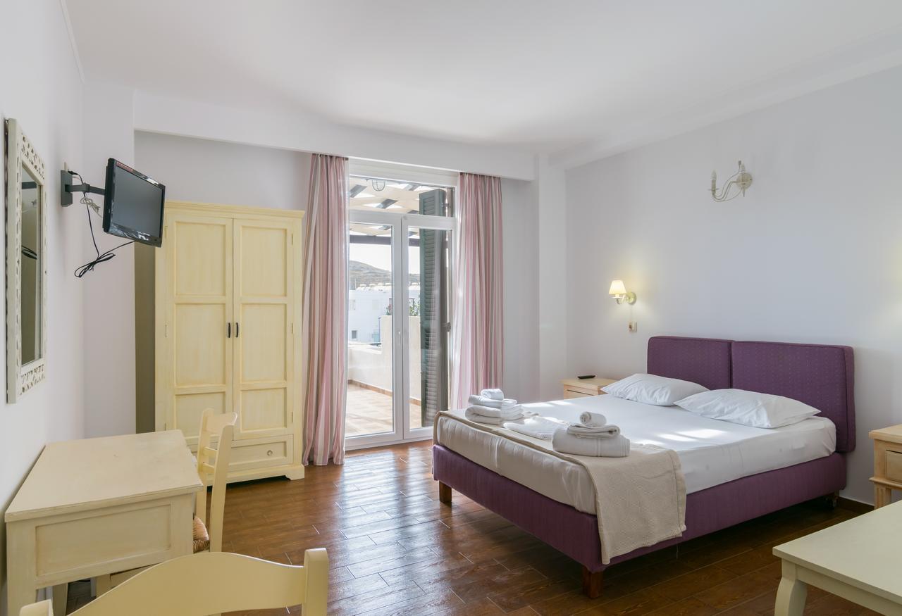 Malion Rooms Adamantas  Exterior photo