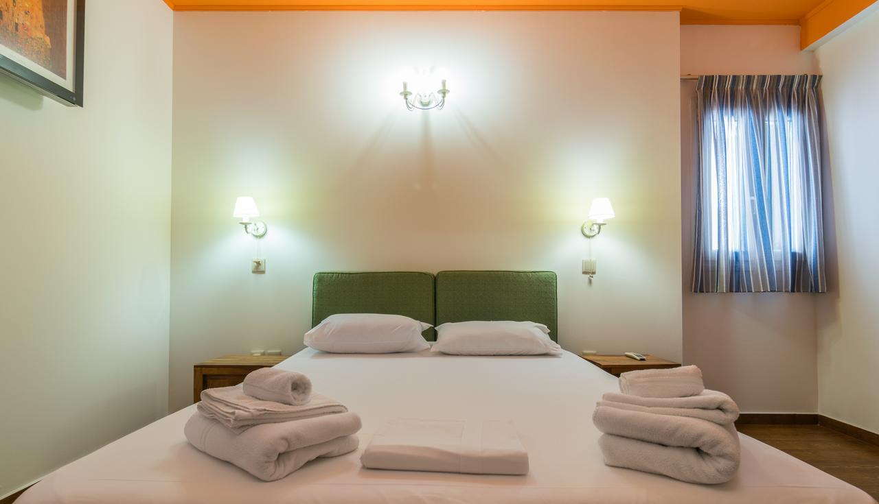 Malion Rooms Adamantas  Exterior photo