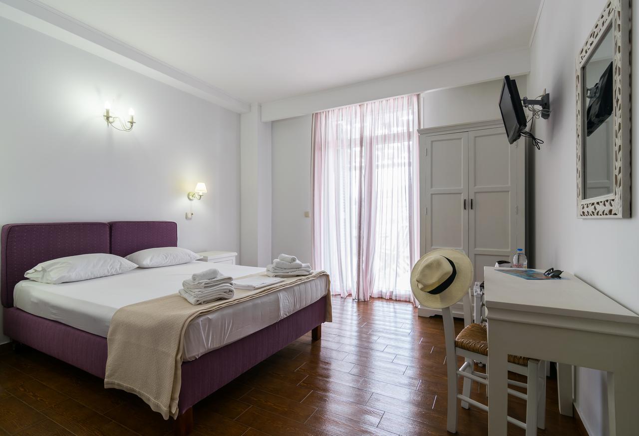 Malion Rooms Adamantas  Exterior photo